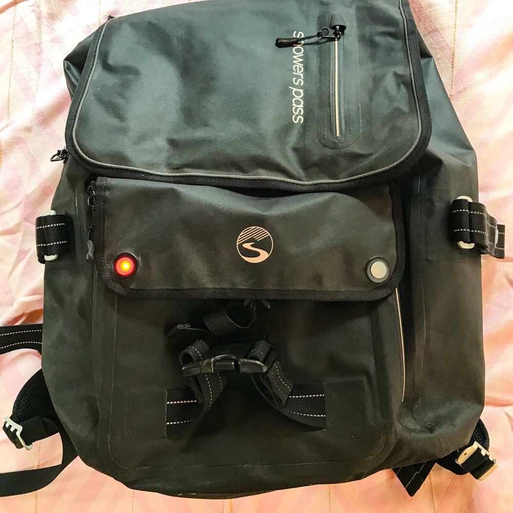 Showers Pass 42L Waterproof Inisex Transit Backpack with Built in LED Lights 💡